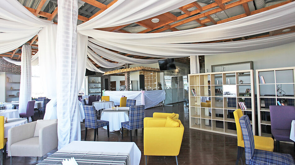 Резиденция на берегу Волги