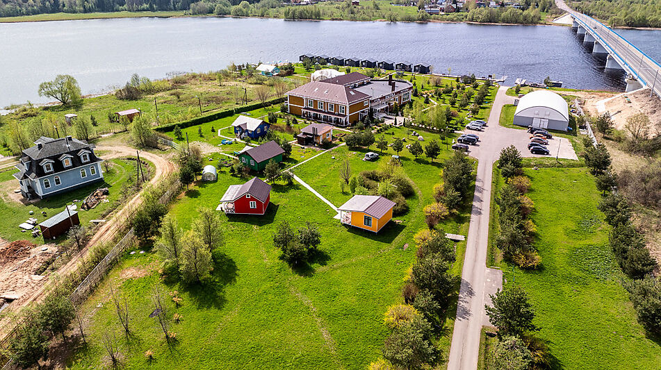 Резиденция на берегу Волги