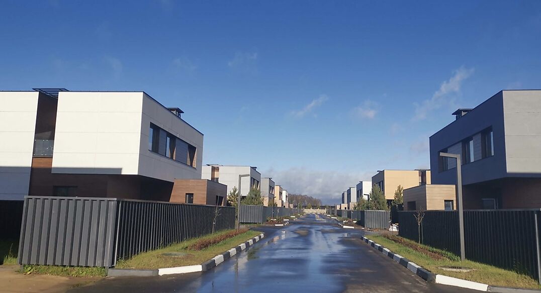 Ривьера Парус