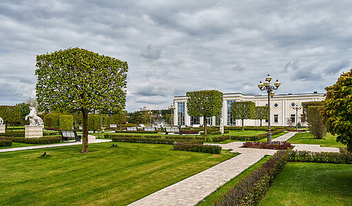 Дом под отделку в Ренессанс Парке