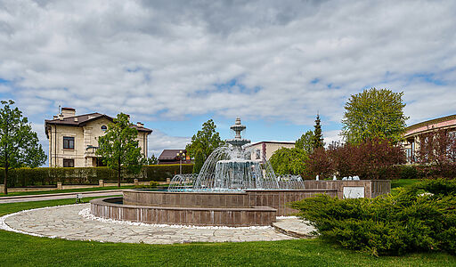 Дом под отделку в Ренессанс Парке