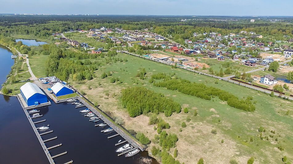 Земельный участок в КП Аврора