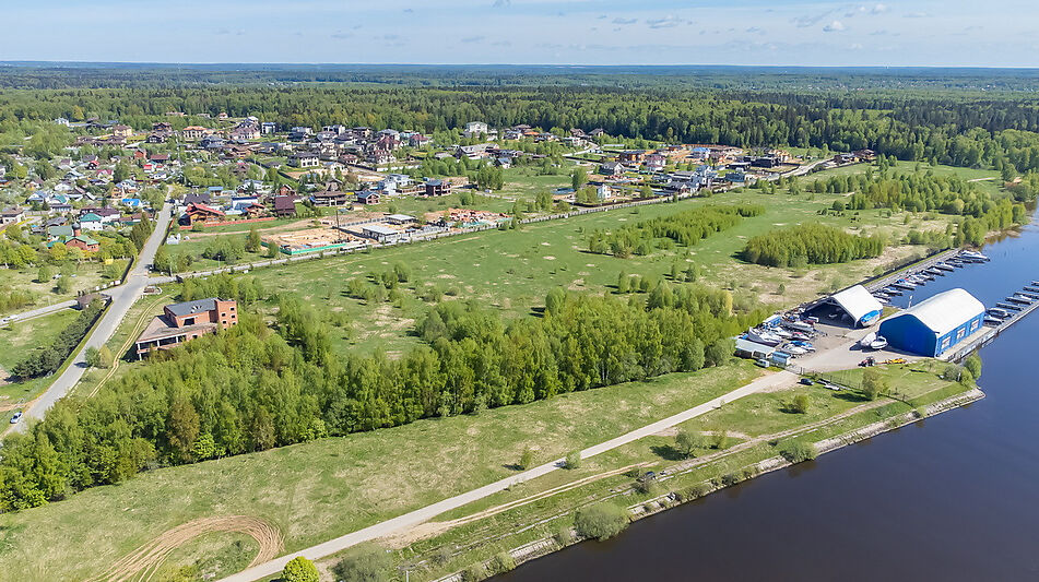 Земельный участок в КП Аврора