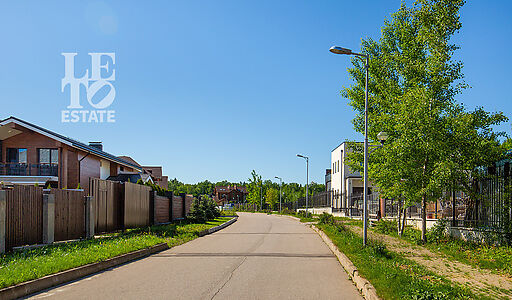 Земельный участок в КП Аврора