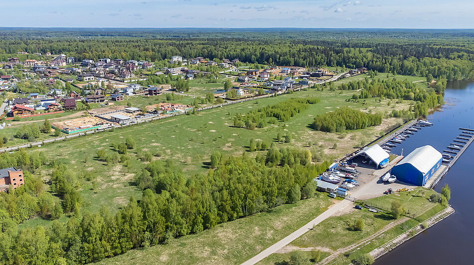 Прилесной участок в КП Аврора