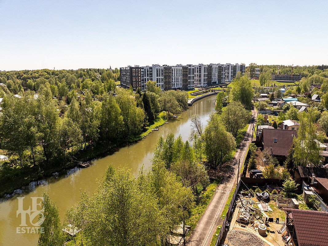 Поселок Юбилейное в 12 км от МКАД, Ленинградское шоссе - продажа домов и  участков