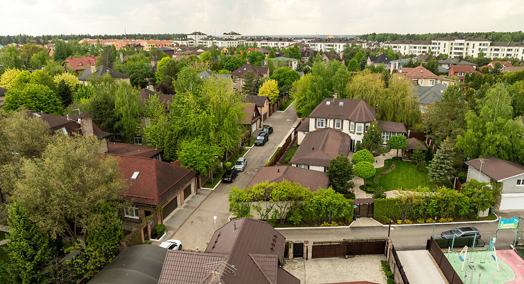 Чистые Пруды-1