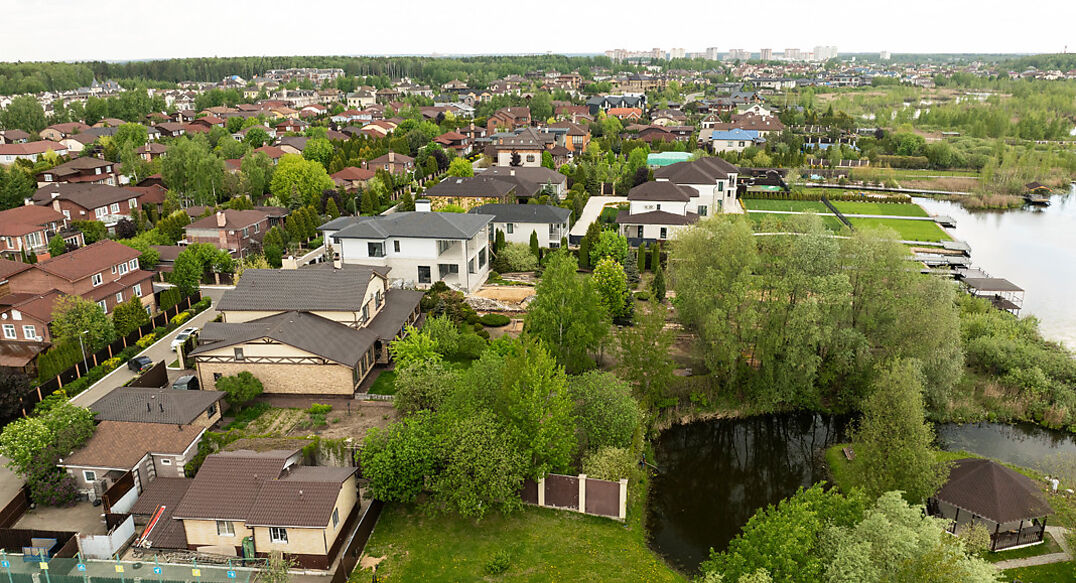 Чистые Пруды-1