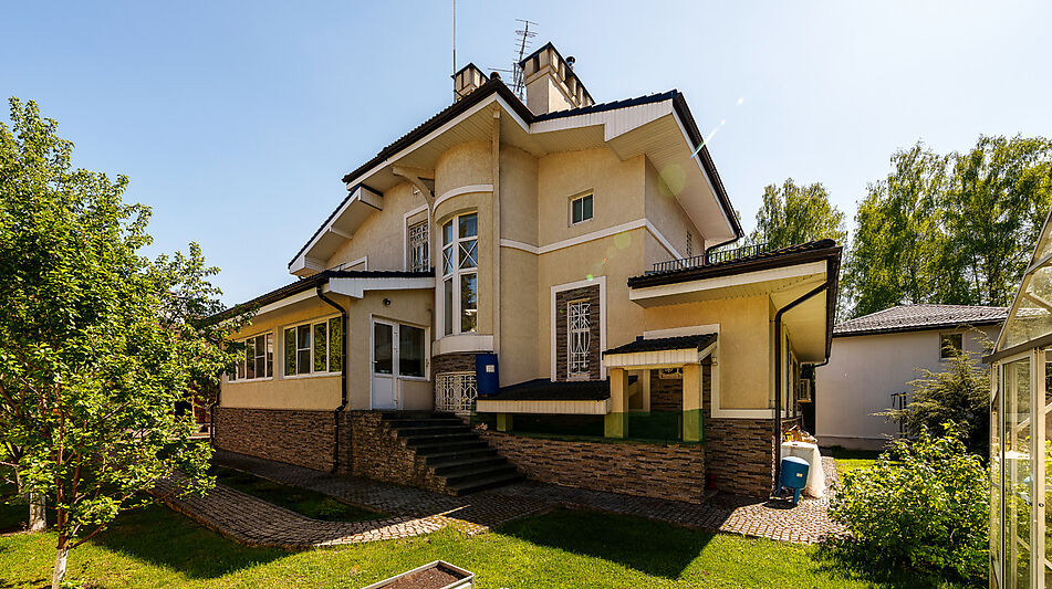 Дом с баней в КП Старвиль