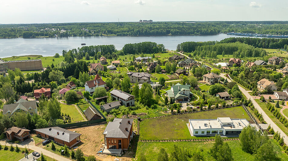 Дом у воды в КП Пчелка