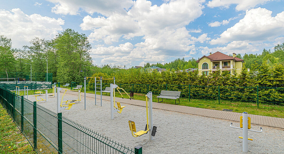 Новолеоново