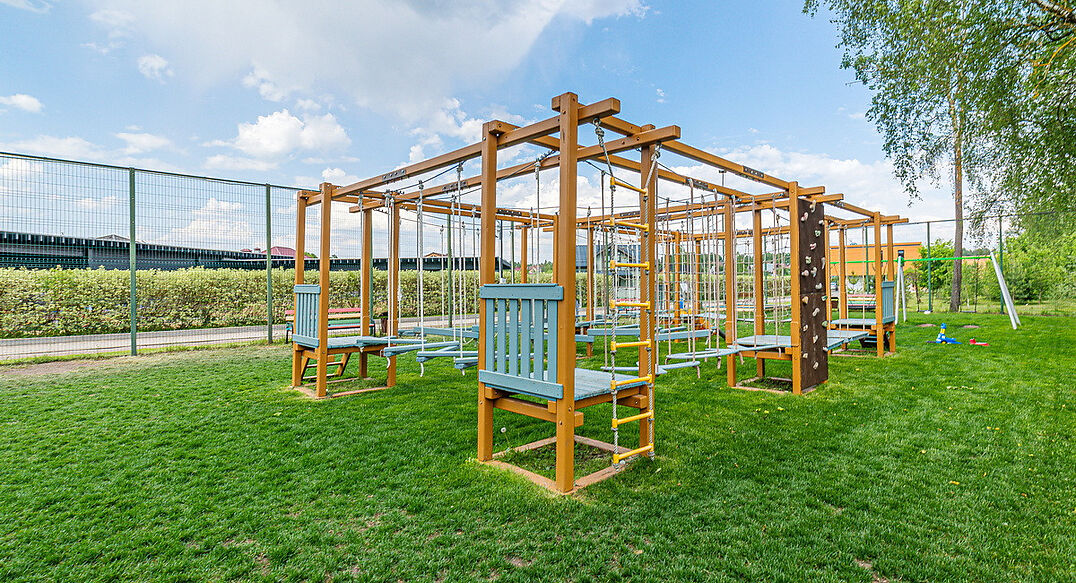 Новолеоново