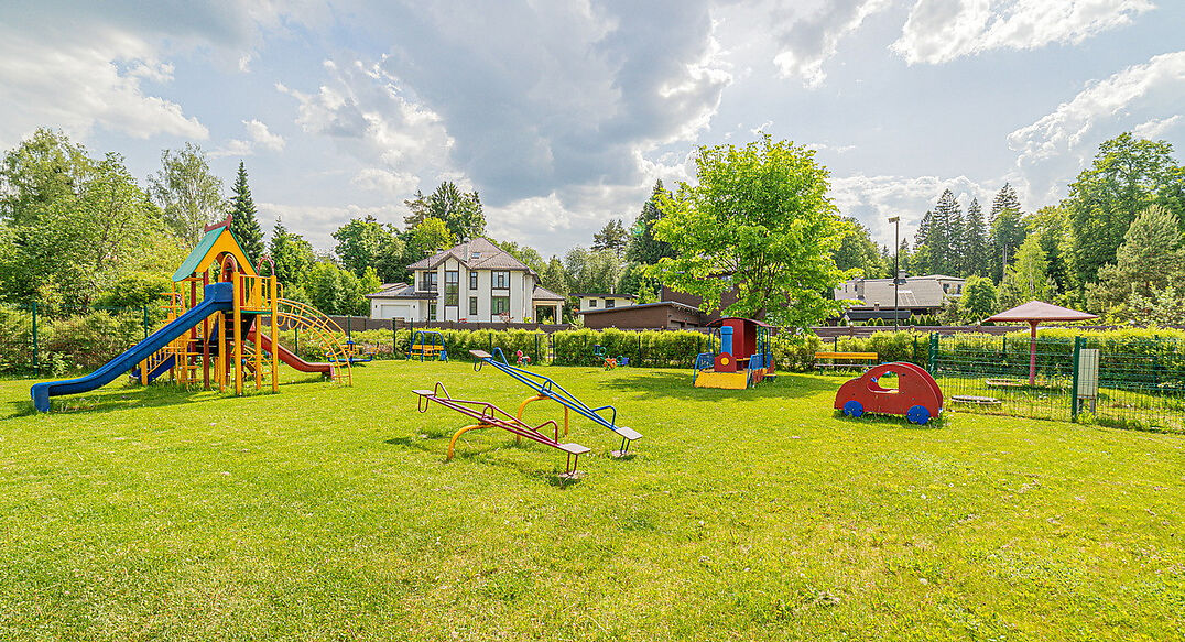 Новолеоново