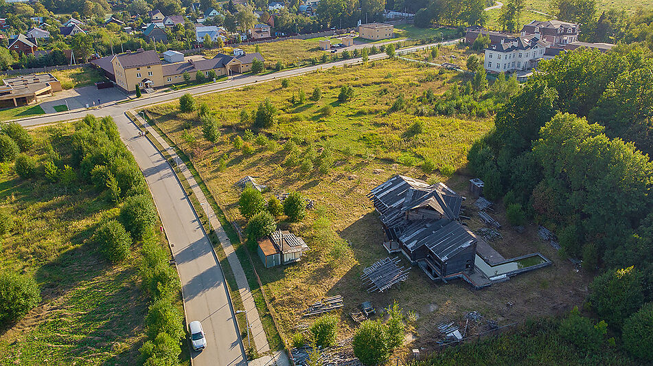 Прилесной участок в КП Аврора