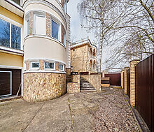 Дом с видом на озеро в Подрезково