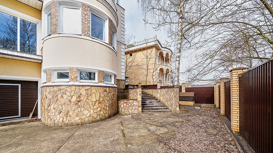 Дом с видом на озеро в Подрезково