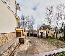 Дом с видом на озеро в Подрезково