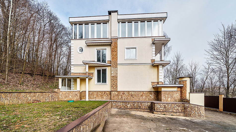 Дом с видом на озеро в Подрезково