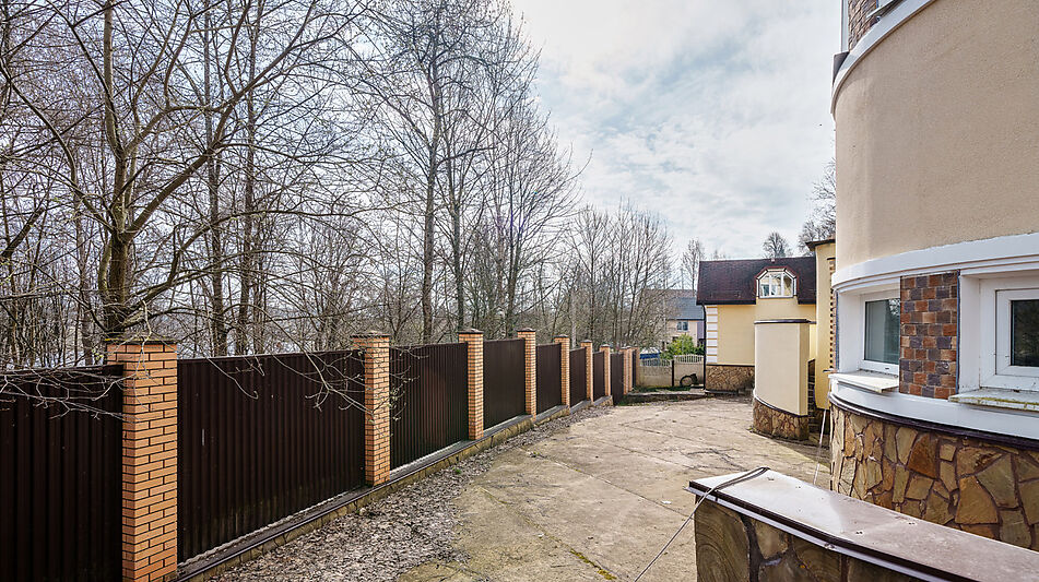 Дом с видом на озеро в Подрезково