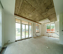 Дом на берегу в п. Вешки