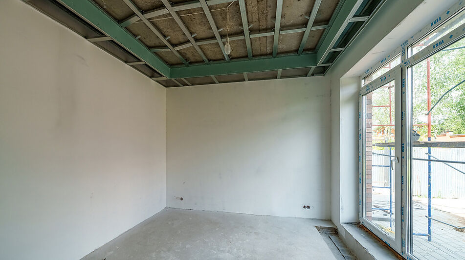 Дом на берегу в п. Вешки