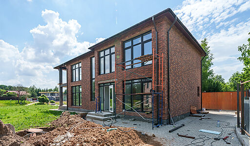 Дом на берегу в п. Вешки