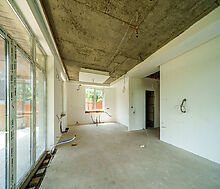 Дом на берегу в п. Вешки