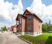 Дом на берегу в п. Вешки