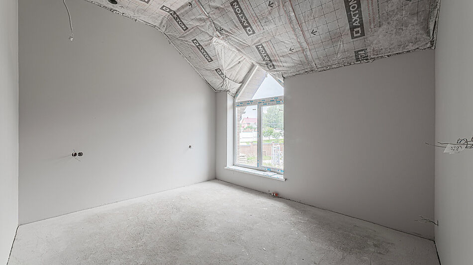 Дом на берегу в п. Вешки