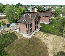 Дом на берегу в п. Вешки