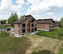 Дом на берегу в п. Вешки