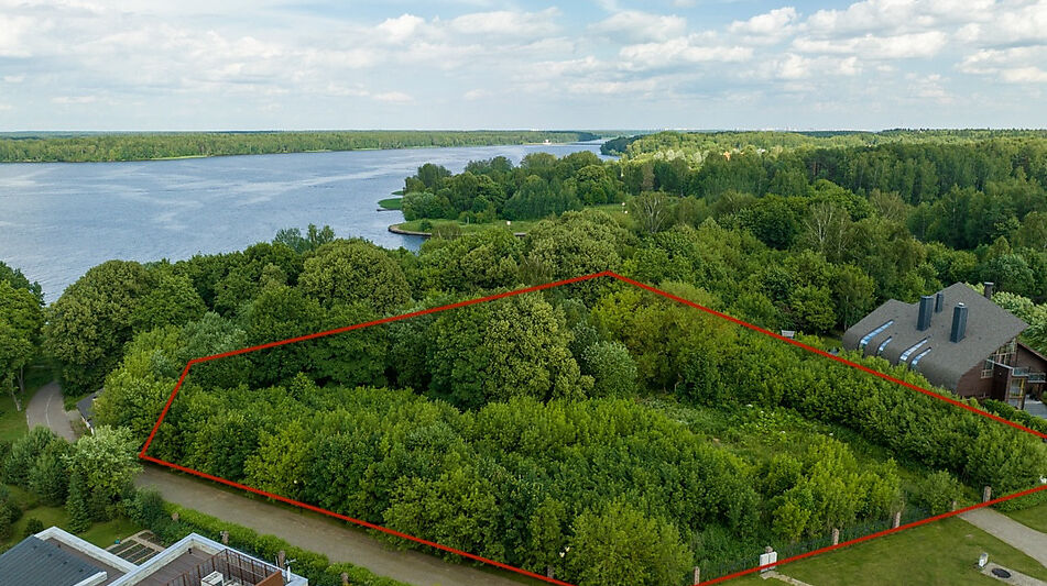 Участок у воды КП Лазурный берег