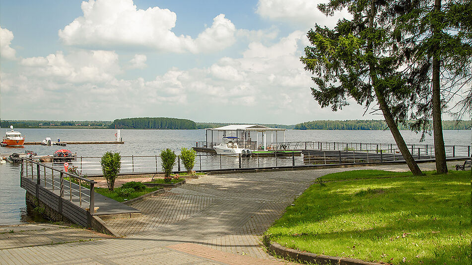 Дом у воды КП Лазурный берег