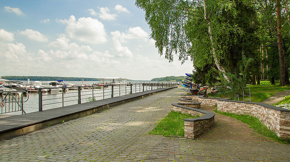 Дом у воды КП Лазурный берег