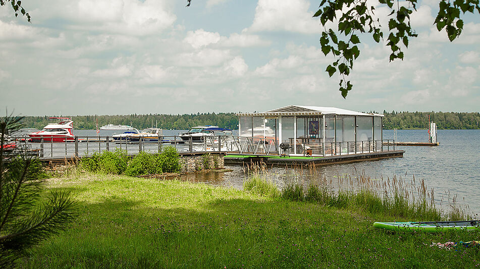 Дом у воды КП Лазурный берег