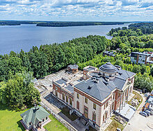 Дом у воды КП Лазурный берег