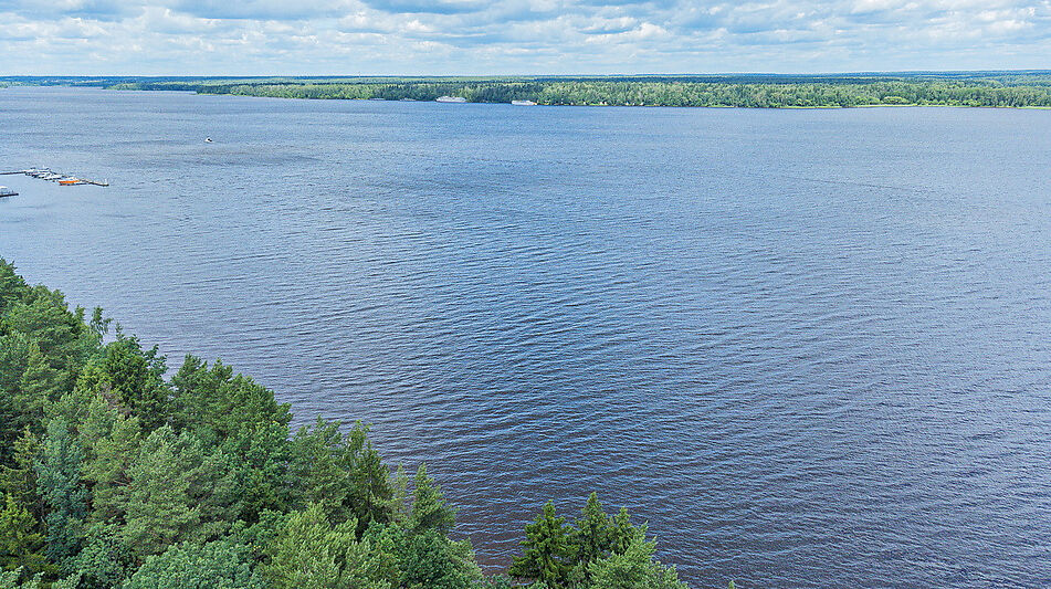 Дом у воды КП Лазурный берег