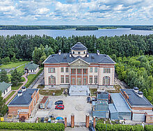 Дом у воды КП Лазурный берег