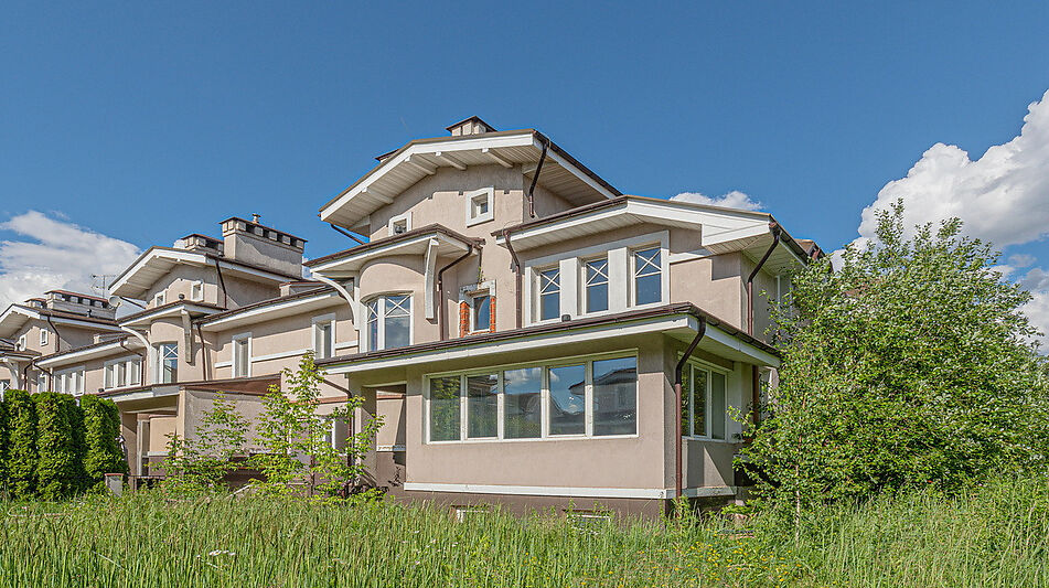 Торцевой таунхаус в КП Старвиль