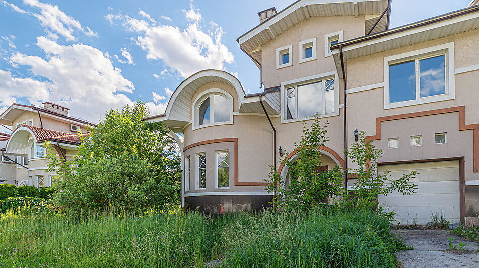 Торцевой таунхаус в КП Старвиль