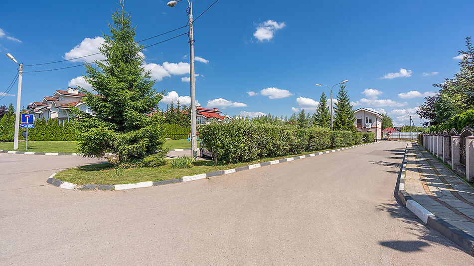 Торцевой таунхаус в КП Старвиль