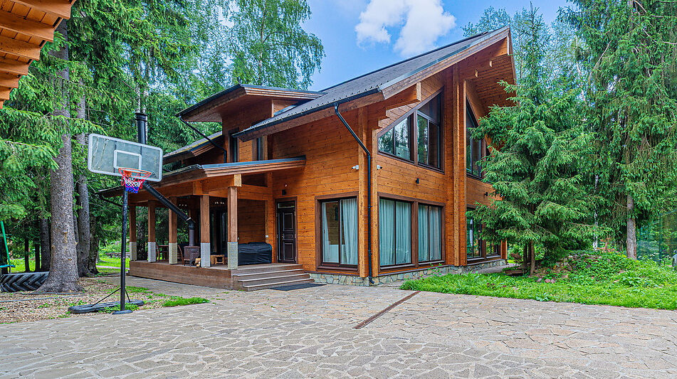 Дом в лесу КП Экран