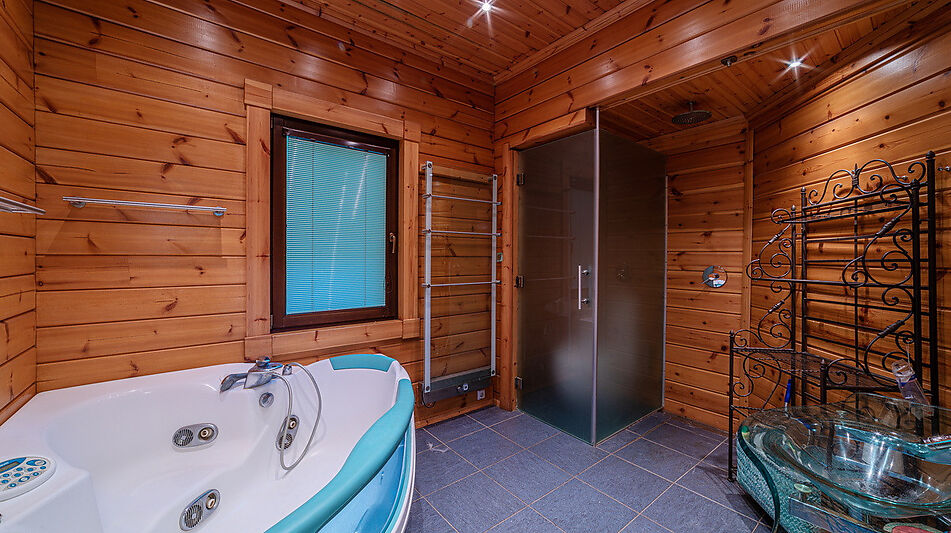 Дом в лесу КП Экран