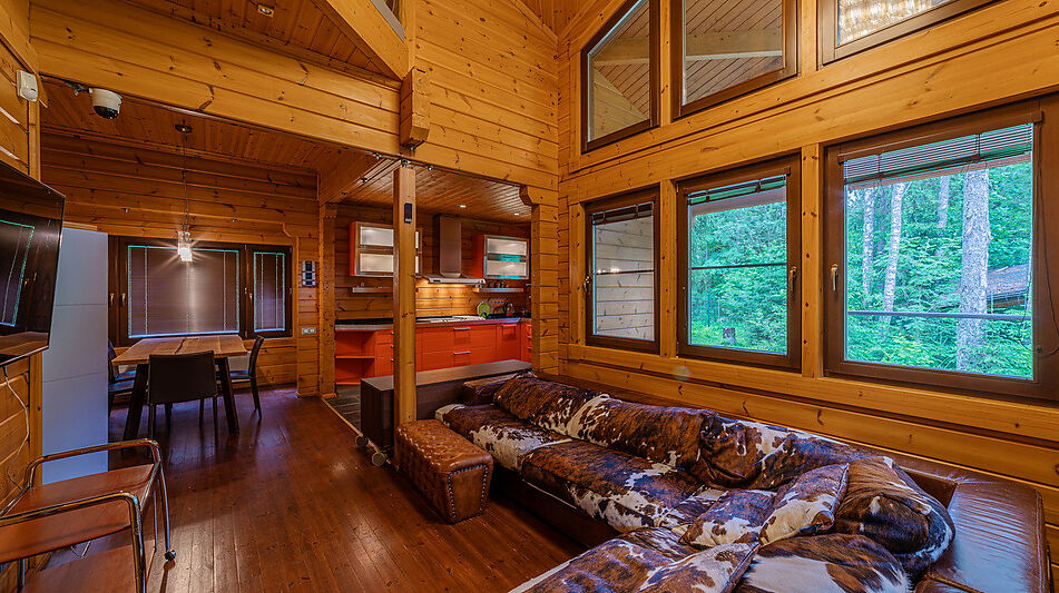 Дом в лесу КП Экран