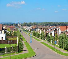 Вилла на берегу в поселке Пестово