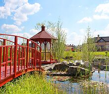 Вилла на берегу в поселке Пестово