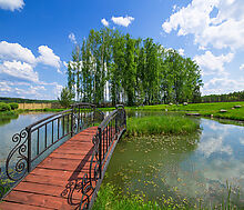 Вилла на берегу в поселке Пестово