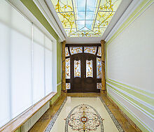 Вилла на берегу в поселке Пестово