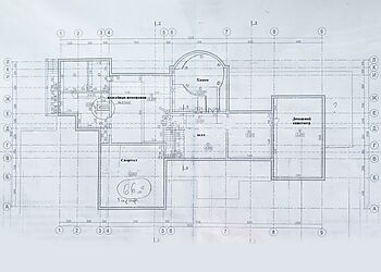 Вилла на берегу в поселке Пестово