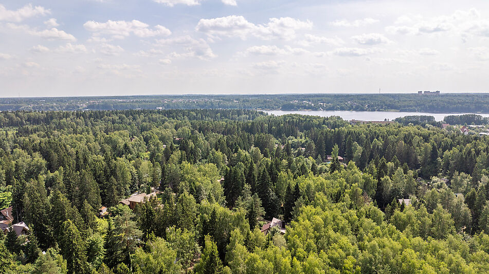 Участок с домом Летчик-Испытатель